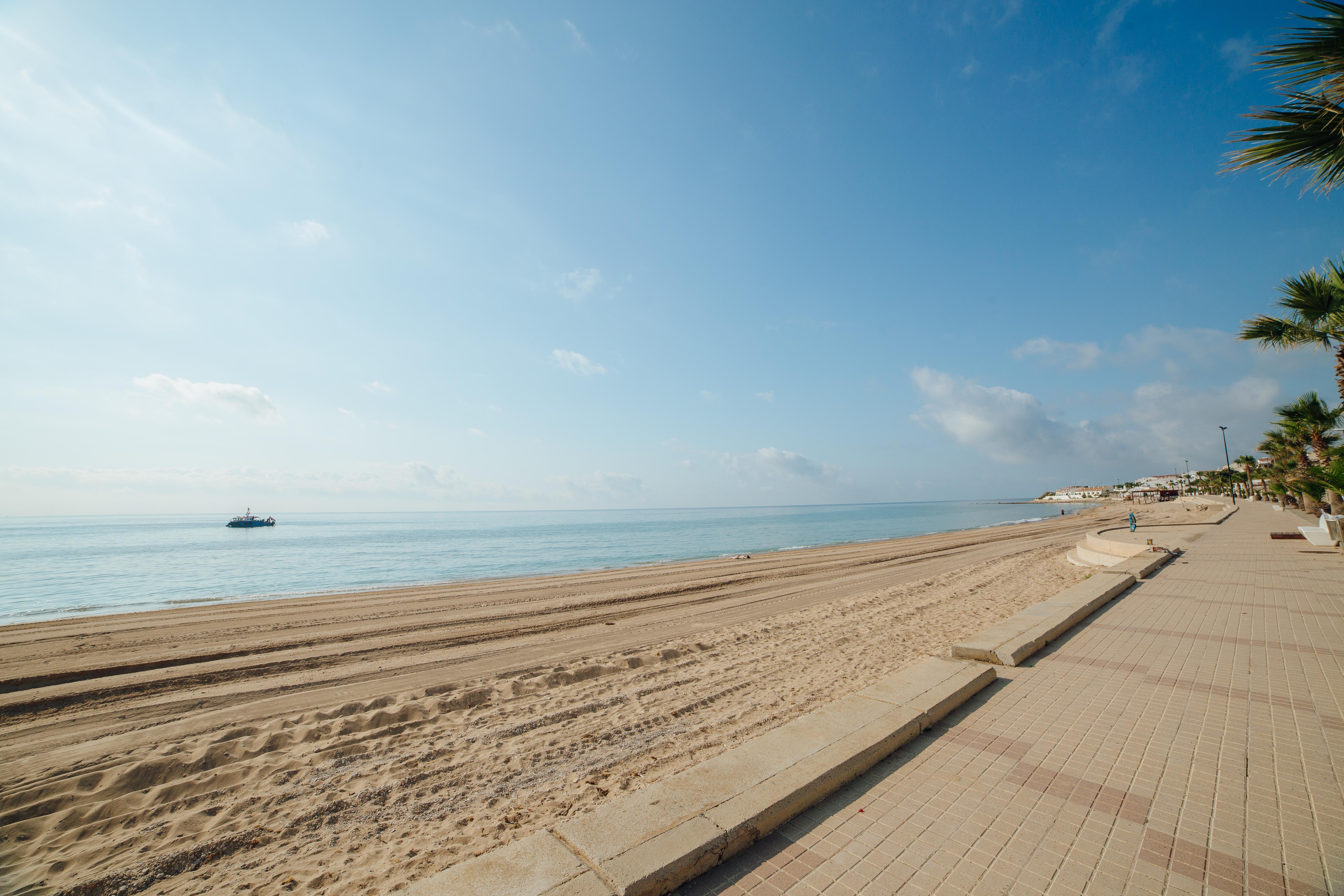 Alannia Costa Dorada Hotel Platja de l'Almadrava Exterior photo
